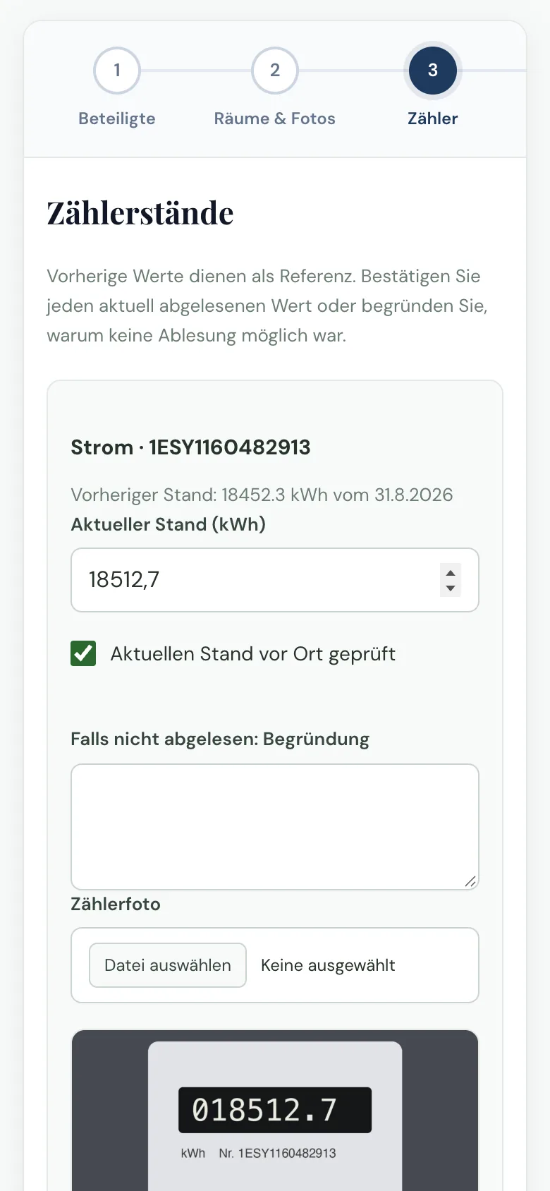 Zählerstand bei der Wohnungsübergabe erfassen: Stromzähler mit vorherigem Stand, aktuellem Wert und Foto
